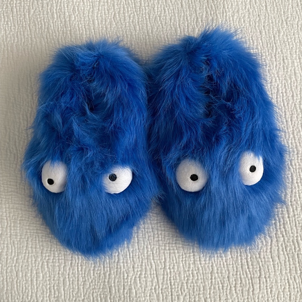 Gap Kids monster slippers